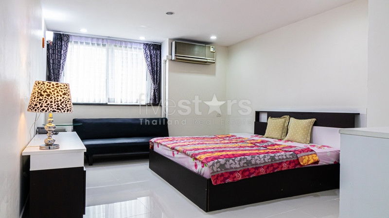 3 bedroom condo for sale on Phrom Phong 1177921985