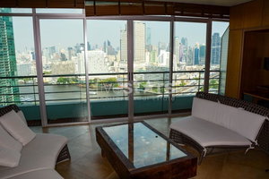 Spacious 2-bedroom riverside condo for sale 2820219804