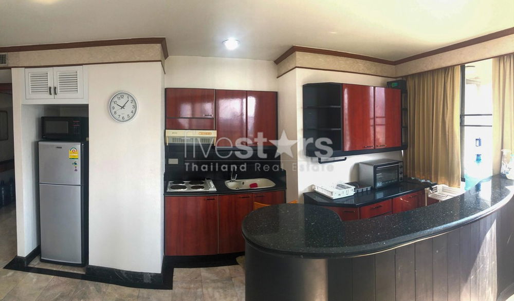 Spacious 2-bedroom condo for sale close to BTS Asoke 2243507456