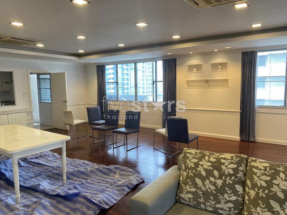 3-bedroom condo for sale on Phrom Phong 1923900781