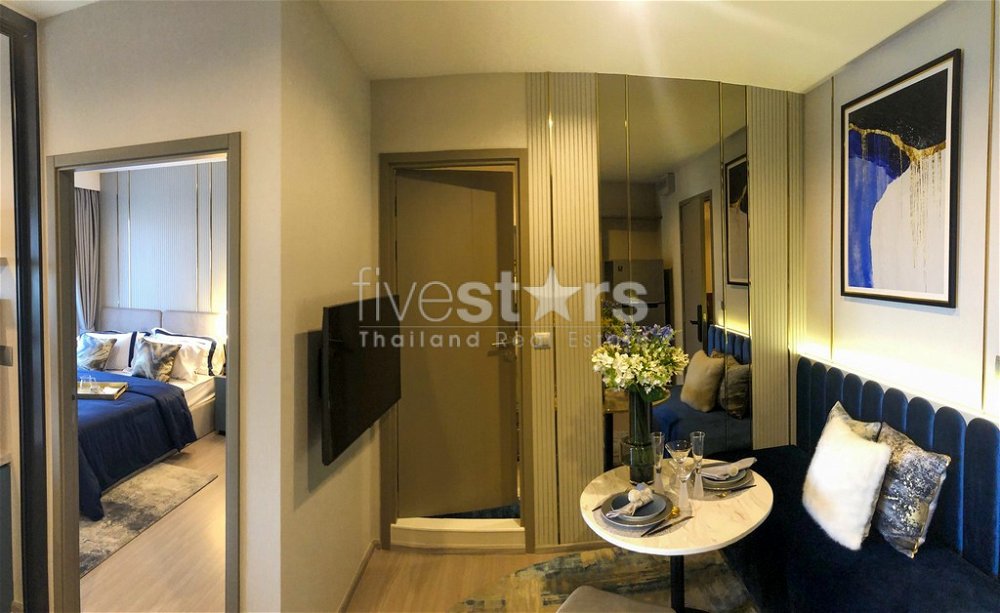 1-bedroom modern condo for sale close to Rama 9 MRT station 1175689618