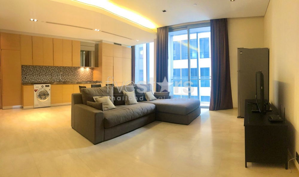 Modern 2-bedroom condo for sale close to Lumpini Park 901768677