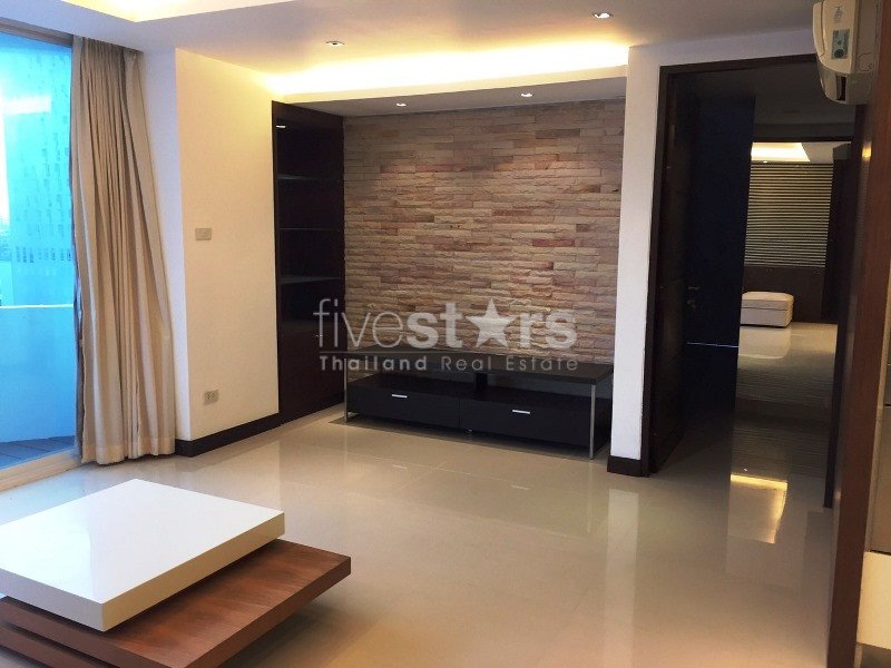 2-bedroom spacious newly renovated condo for sale on Thonglor 1733168770