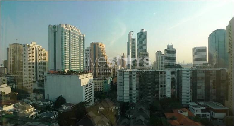 2-bedroom condo for sale close to Asoke BTS Station