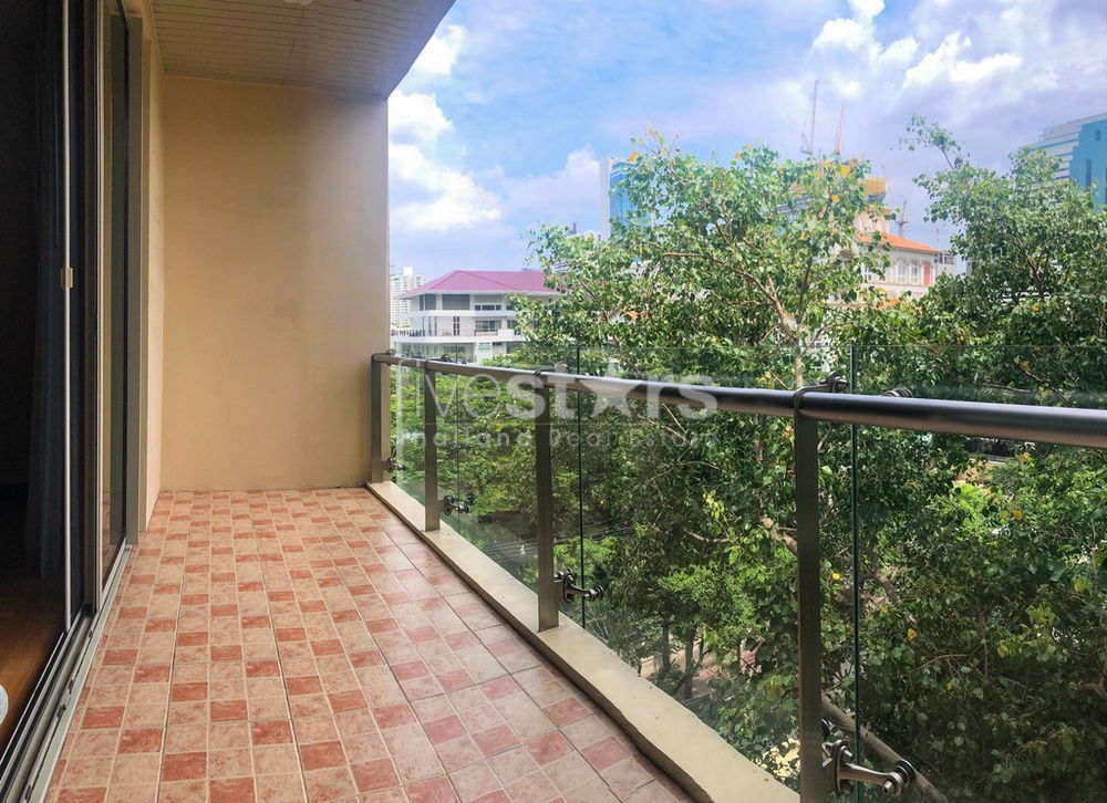 2-bedroom modern condo for sale close to Lumpini Park 761708179