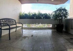 2-bedroom condo for sale a mere 300m from BTS Nana! 2856702484