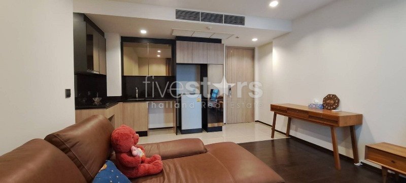 2-bedroom condo for sale close to Ratchathewi BTS station 603941431