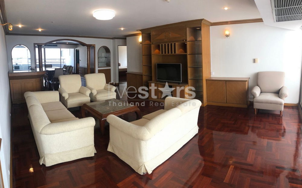 3-bedroom spacious condo for sale close to BTS Asok 3786513601