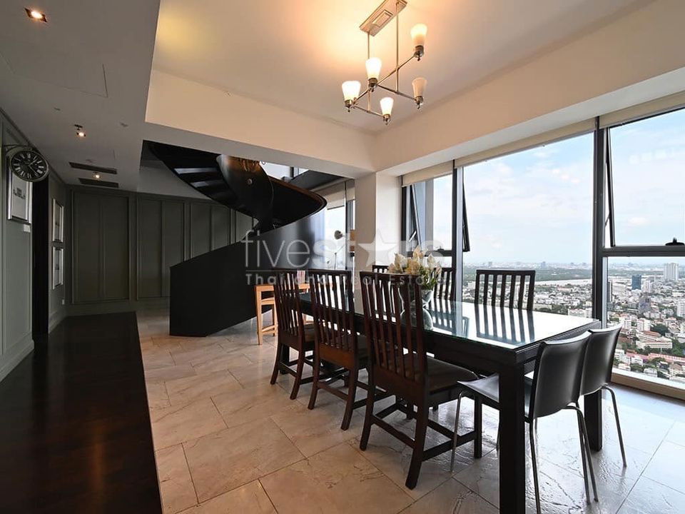 Duplex 4-Bedroom for sale on Sathorn 4115666279