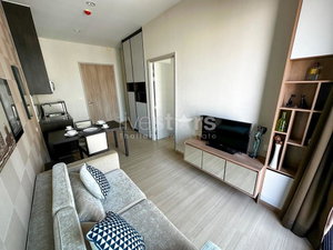 1-bedroom high-floor condo for sale close to Thonglor 1586559669