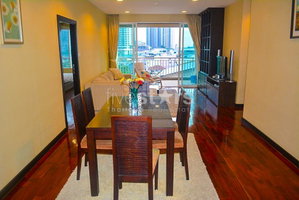 2-bedroom spacious condo for sale in Phromphong area 2315016826