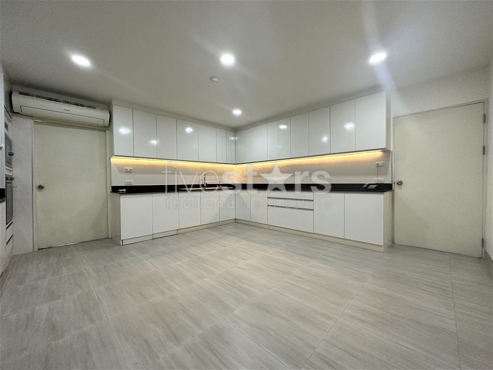 Apartment for sale in Bangkok, Thailand 801677573