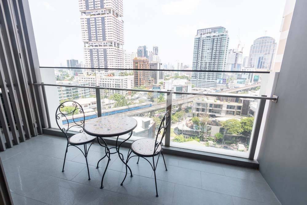 1 bedroom condo for sale close to Thong lor BTS station 1104453842