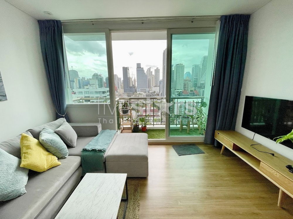 1-bedroom spacious condo for sale close to BTS Asoke 3586191778