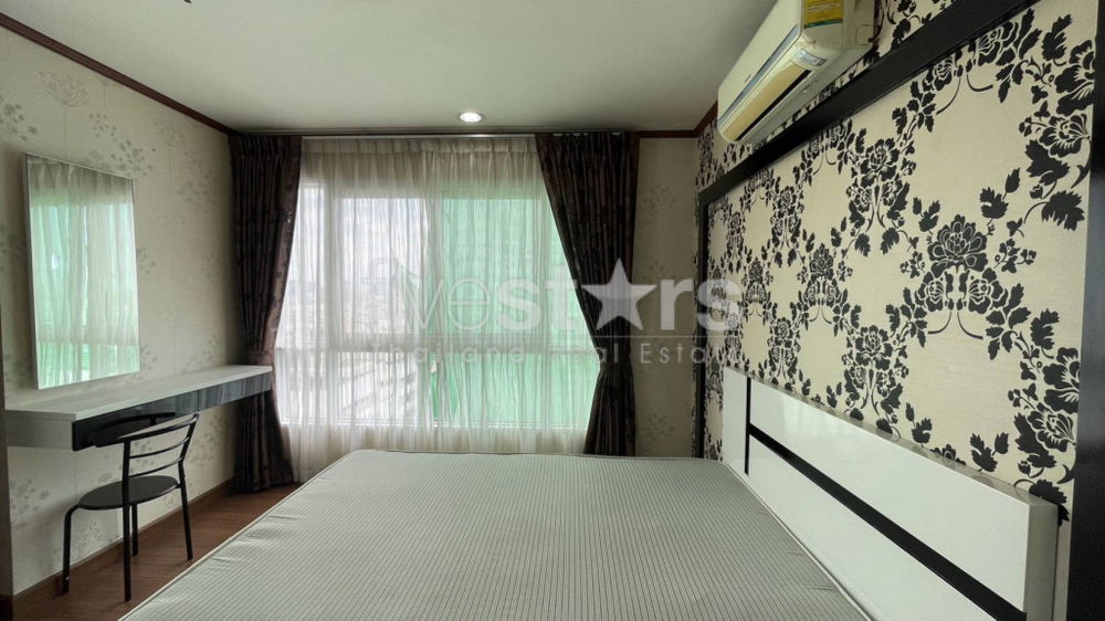 1 bedroom condo for sale close to Huai Khwang MRT station 1278089269