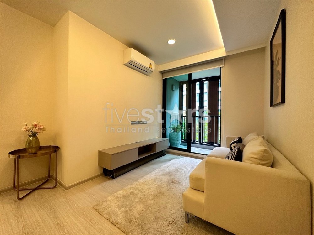 2-bedroom modern condo for sale close to BTS Thonglor 1400717175
