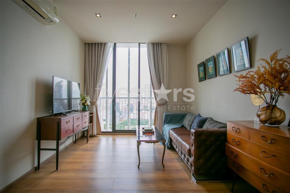 2-bedroom condo for sale close to Phrom Phong BTS station 3983064618