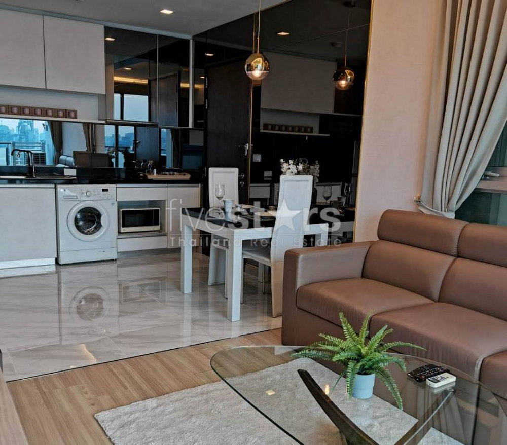 1-bedroom high rise condo for sale close to Phra Khanong BTS station 2736234255
