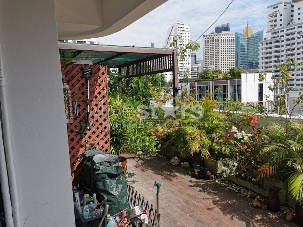 2-bedroom condo for sale close to Nana BTS station 1235867450