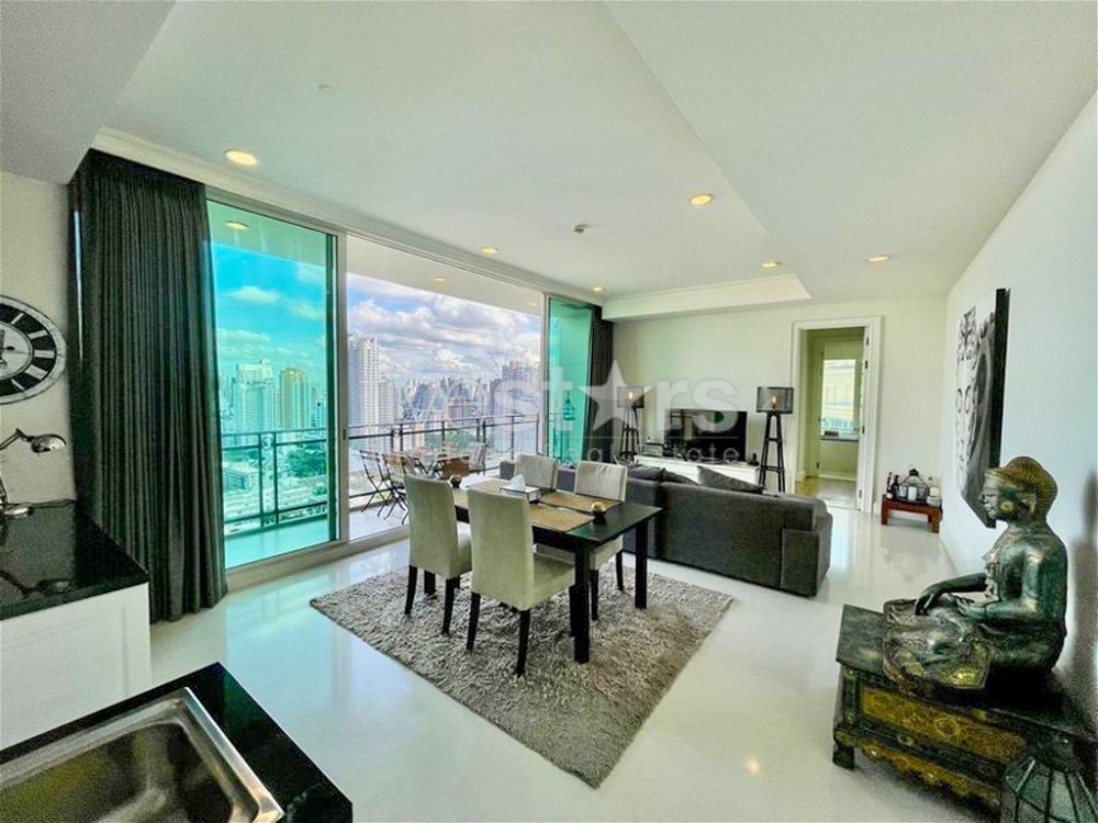 2-bedroom high end condo for sale in Phromphong 3890262411