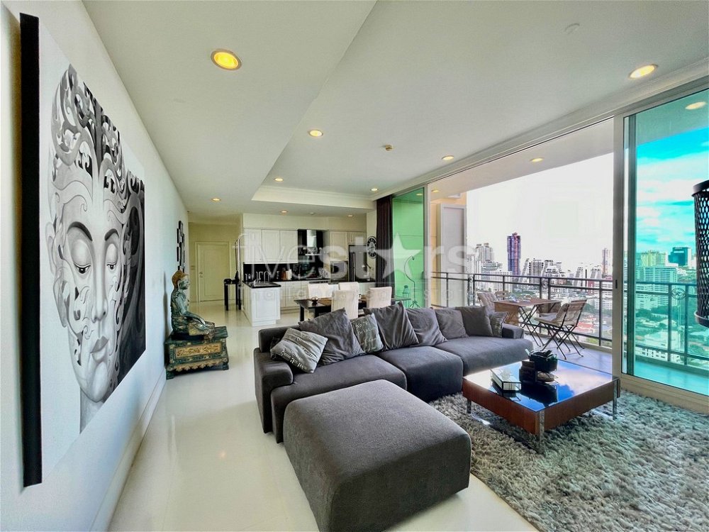 2-bedroom high end condo for sale in Phromphong 3890262411