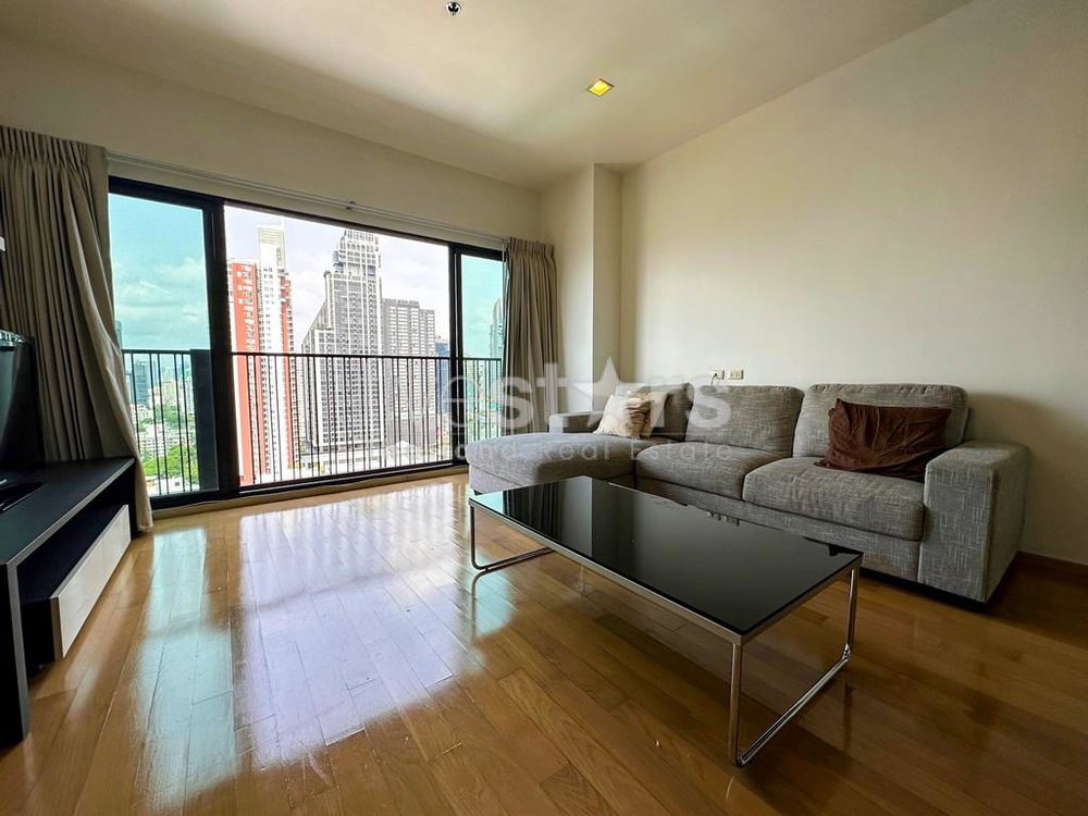2-bedroom spacious condo for sale close to BTS Ekamai 632627845
