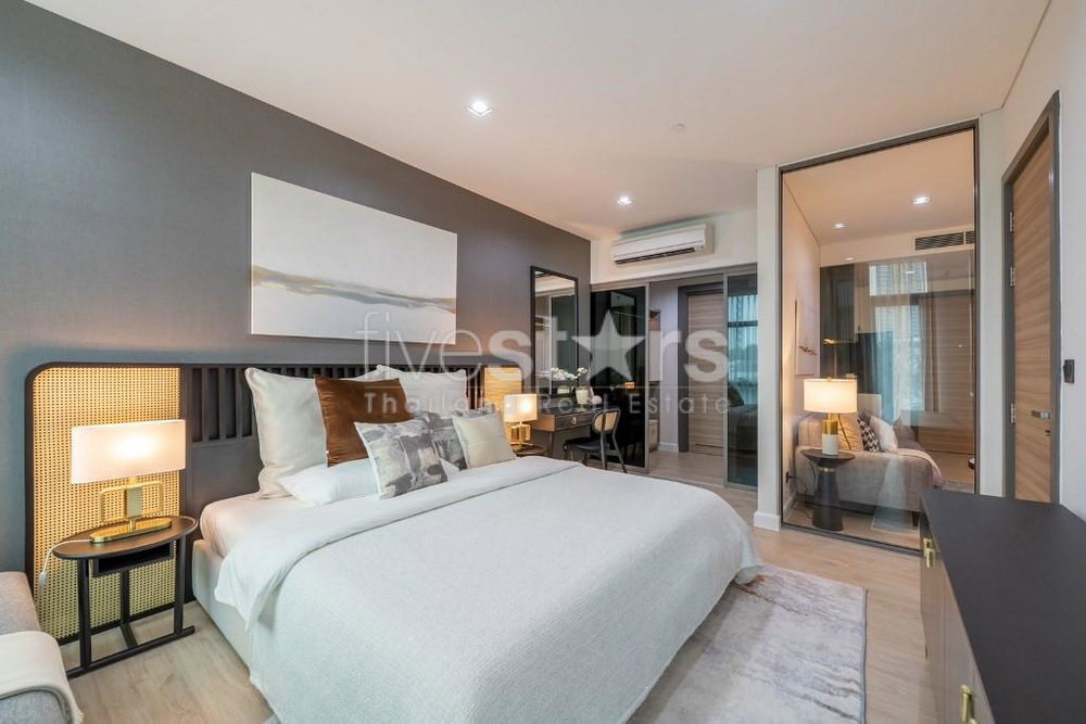 1-bedroom condo for sale on Charoen Krung Road, Bang Rak 207916476