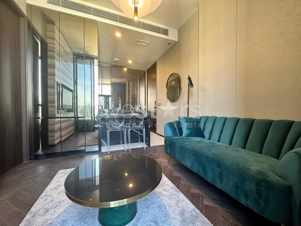 1-bedroom high-end condo for sale close to BTS Thonglor 791264024