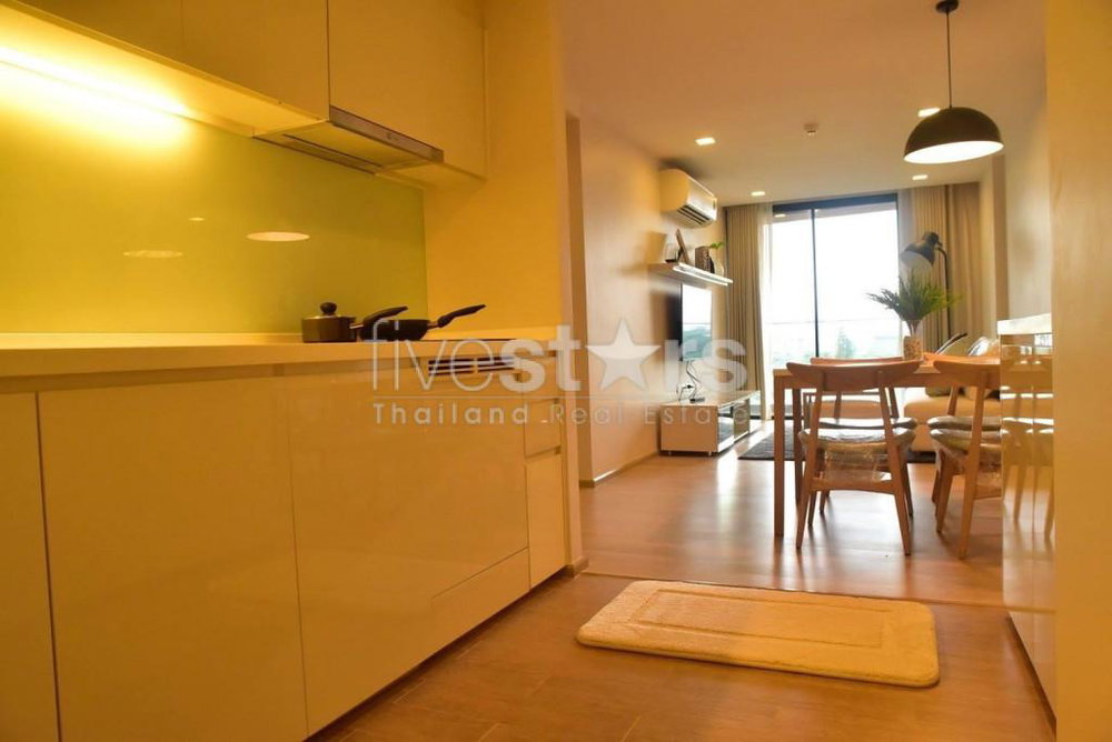 2-bedroom Low Rise condo for sale on Thong Lor 1079129155