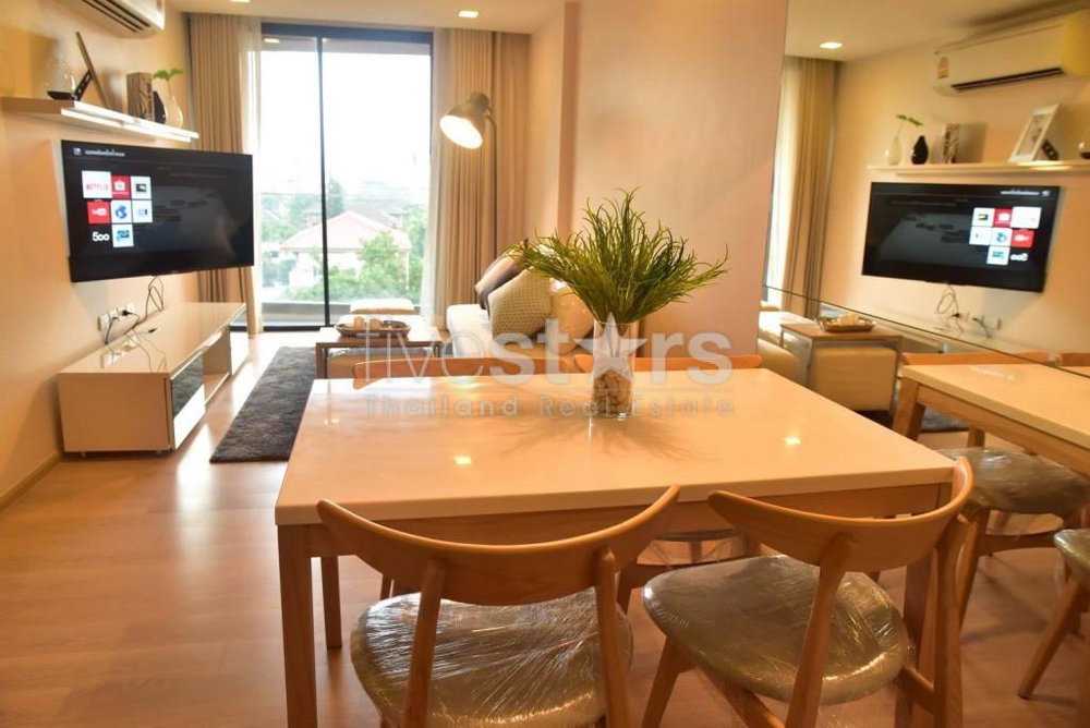 2-bedroom Low Rise condo for sale on Thong Lor 1079129155