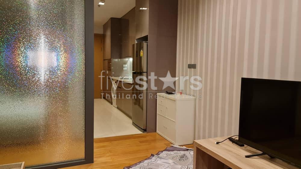 1-bedroom condo for sale on Nana to Asoke 1051656192