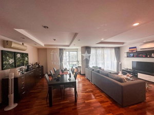 3-bedroom spacious condo for sale close to BTS Ekamai 782395610