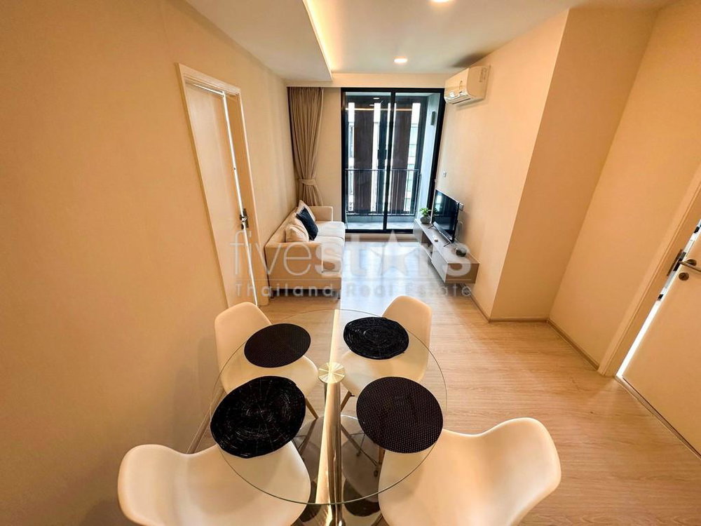 2-bedroom modern condo for sale close to BTS Thonglor 3028413654
