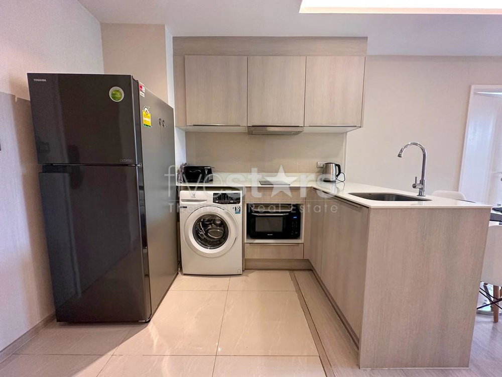 2-bedroom modern condo for sale close to BTS Thonglor 3028413654