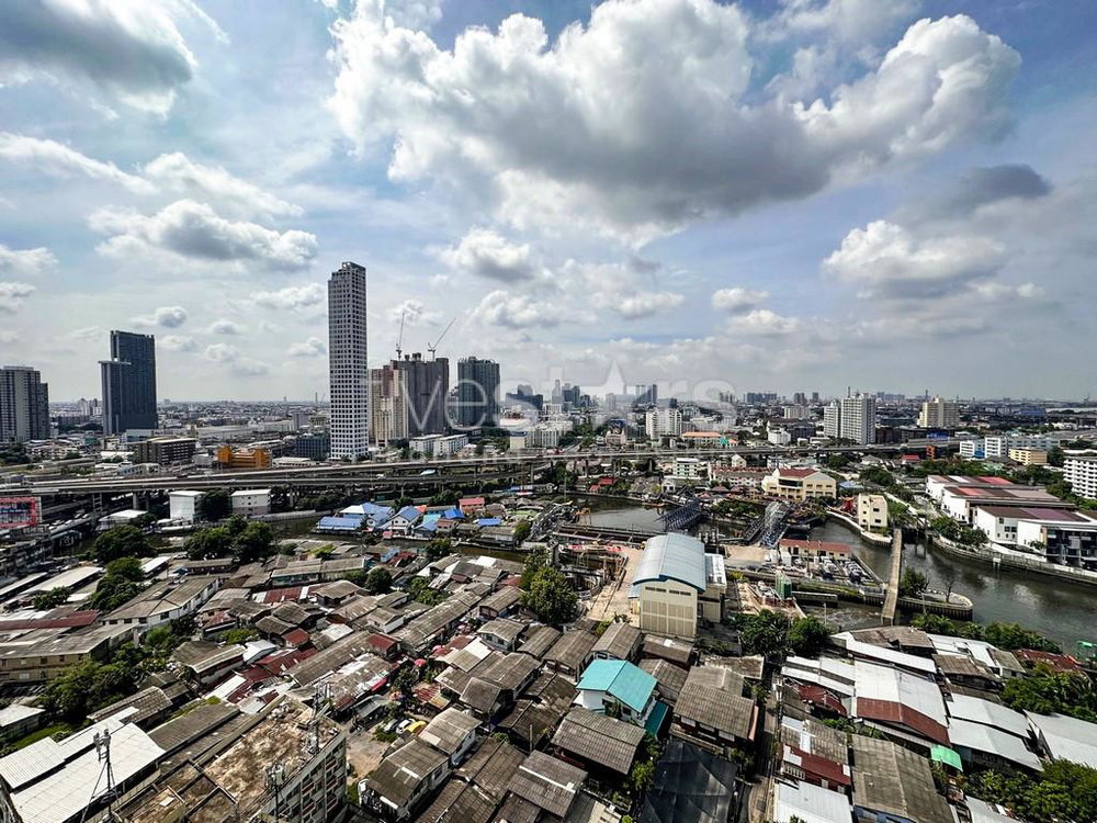 2-bedroom high floor condo for sale close to BTS Pra Khanong 2498907327