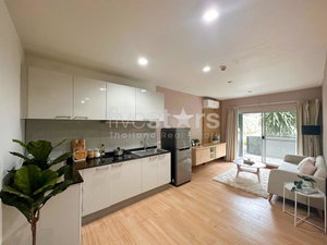 2-bedroom modern condo for sale close to BTS Phromphong 3041101537
