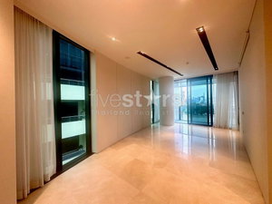 2-bedroom high end riverside condo for sale close to Icon Siam mall 326495914