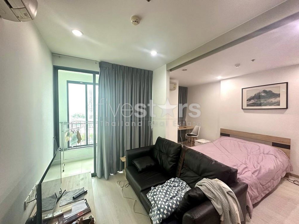 Modern studio for sale close to MRT Samyan 1333372270