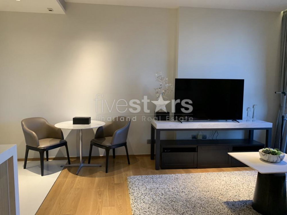 Modern luxury 1-bedroom condominium for sale in Thonglor 2927256892