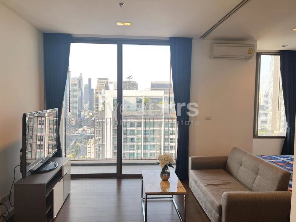 1 BEDROOM for sale in Sathorn-Narathiwas 262837951