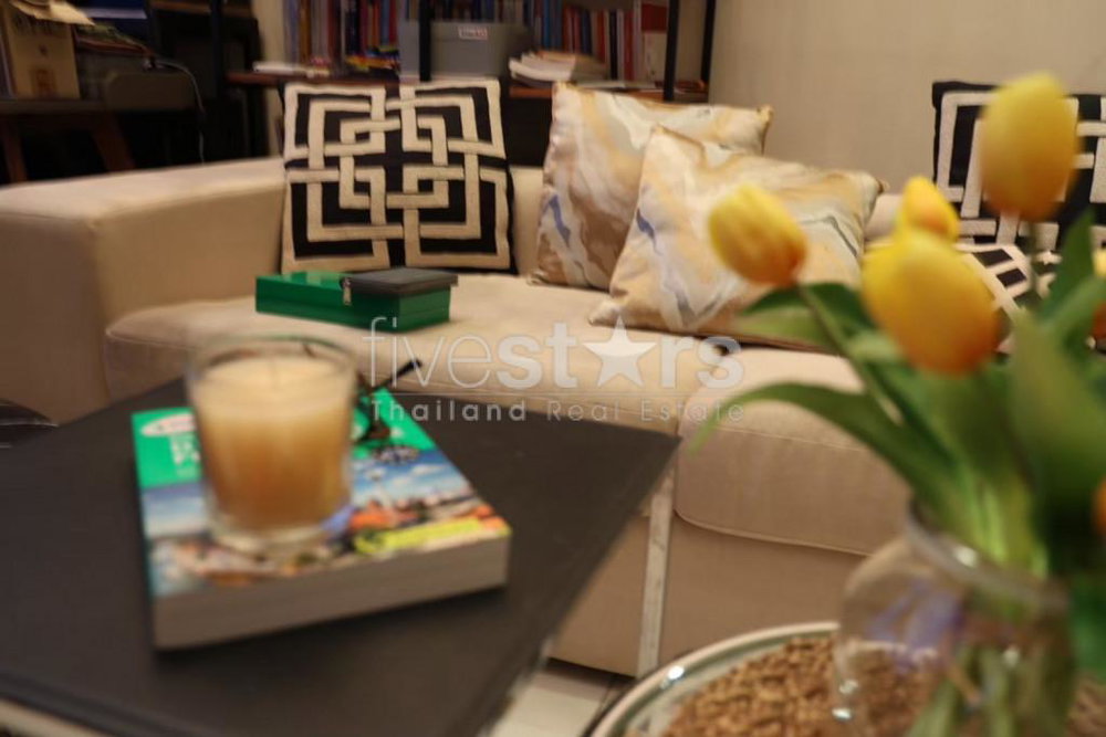 Stunning 1-Bedroom Duplex for Sale Near BTS Phrom Phong 1471462755