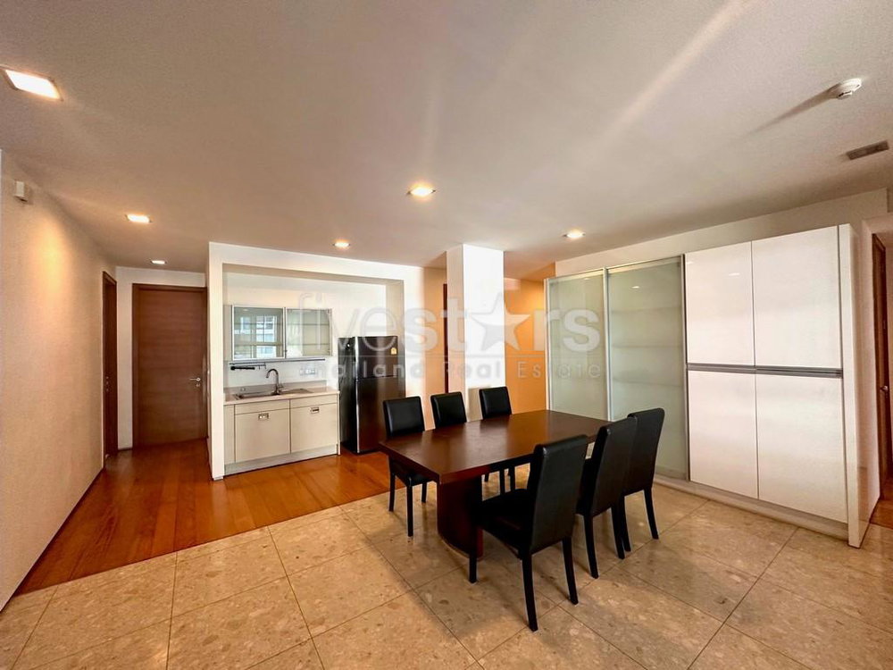 3-bedroom spacious condo for sale close to BTS Pra Khanong 1859923019
