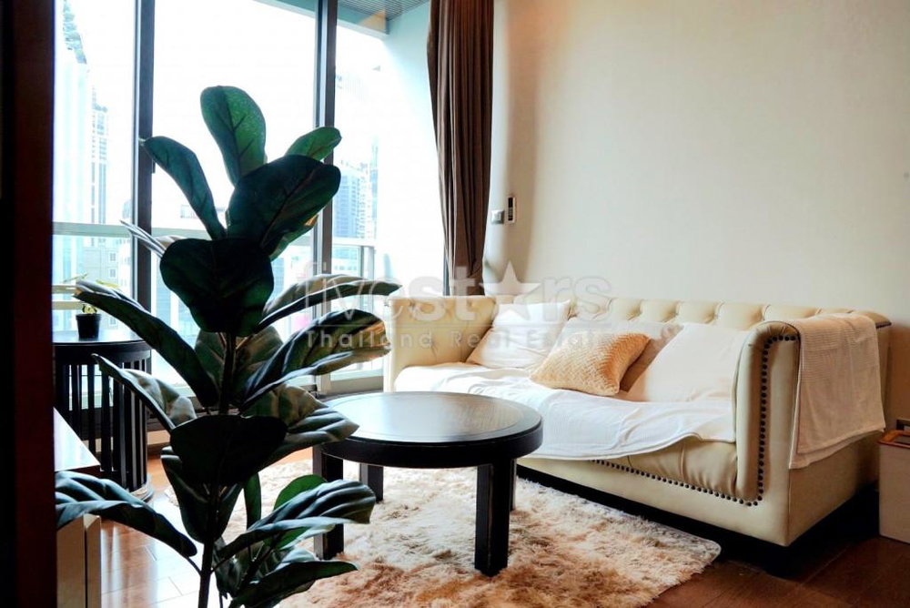 1-Bedroom Condo for rent in a High-End Residence, 300m from BTS Phrom Phong 1596400466
