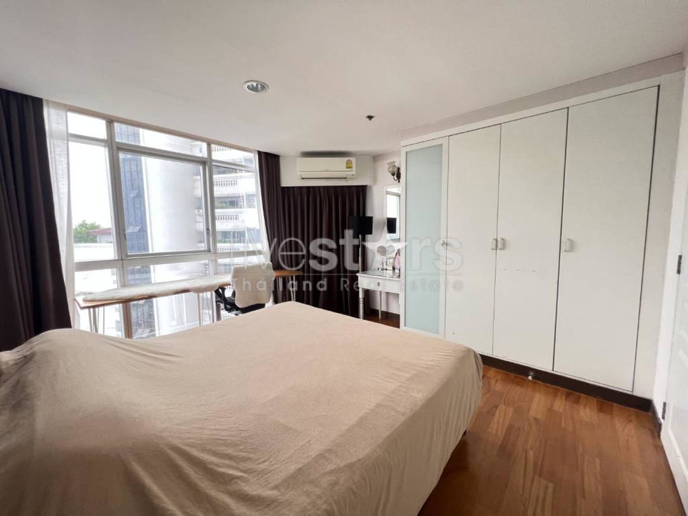 2-bedroom condo for sale on Phrom Phong to Thonglor 534426411