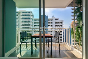 2-bedroom condo for sale only 400m from BTS Nana 1053519045