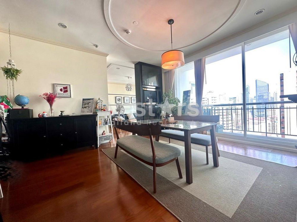 3-bedroom spacious condo for sale close to BTS Asoke 2569745664