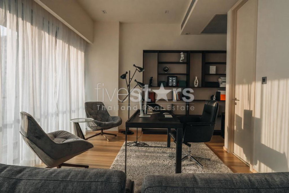 Spacious 1-bedroom high-end condo for sale 150m from BTS Thonglor 1446284226