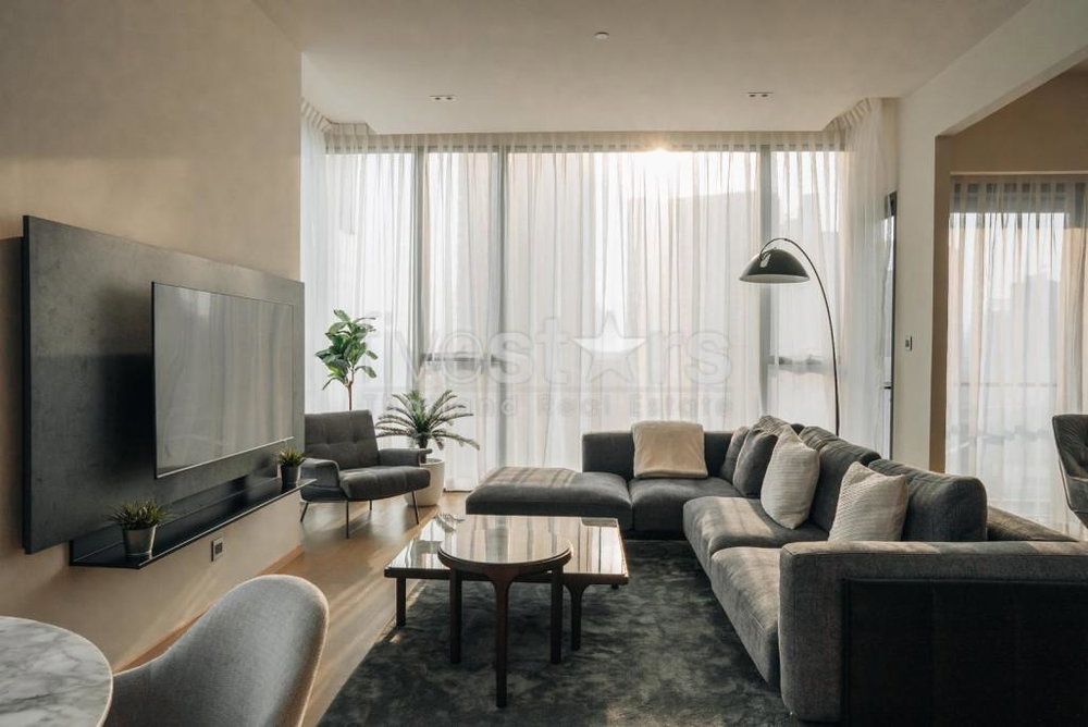 Spacious 1-bedroom high-end condo for sale 150m from BTS Thonglor 1446284226
