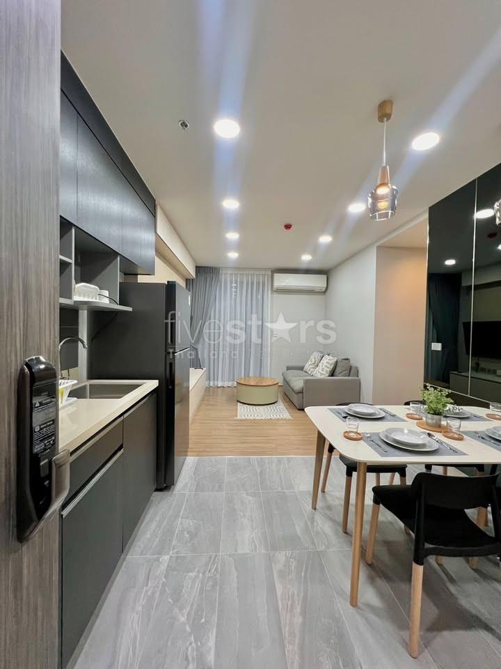 Modern 2-Bedroom for Sale in Asoke 3934734711
