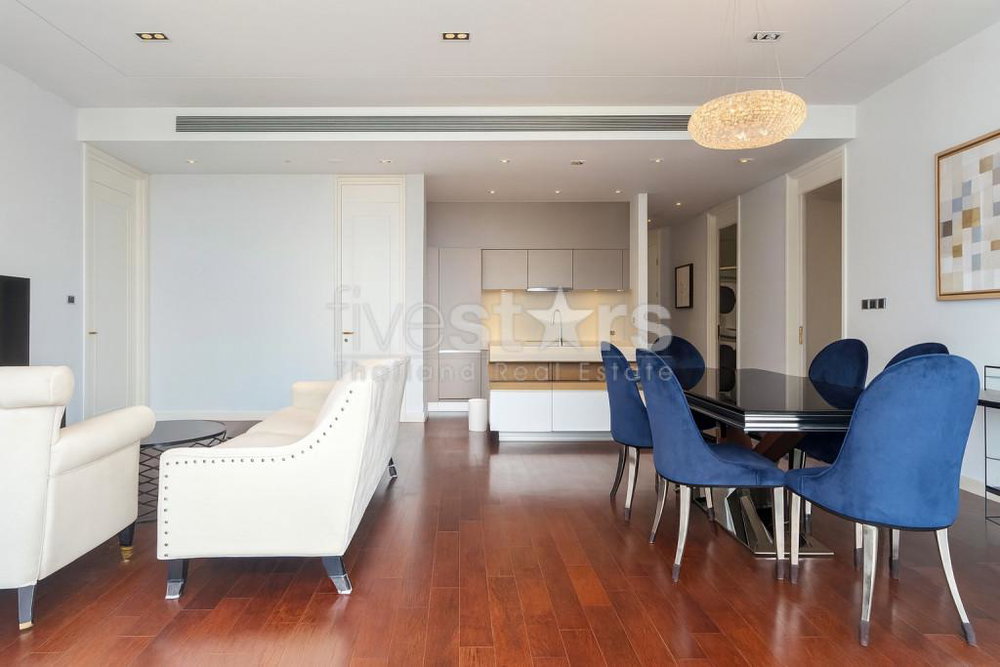 Stunning 2-Bedroom Luxury unit for Sale in Phrom Phong 450420954